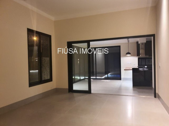 Imagem Casa com 3 Quartos à Venda, em Vila Do Golf - Ribeirão Preto Imagem Casa com 3 Quartos à Venda, em Vila Do Golf - Ribeirão Preto