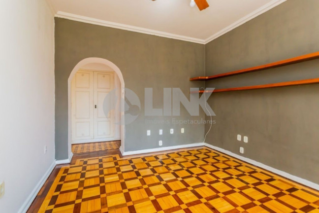 Imagem Apartamento com 2 Quartos à Venda, 105 m² em Moinhos De Vento - Porto Alegre
