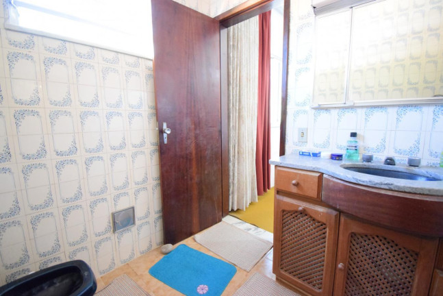 Imagem Casa com 6 Quartos à Venda, 361 m² em Vale Do Paraíso - Teresópolis Imagem Casa com 6 Quartos à Venda, 361 m² em Vale Do Paraíso - Teresópolis