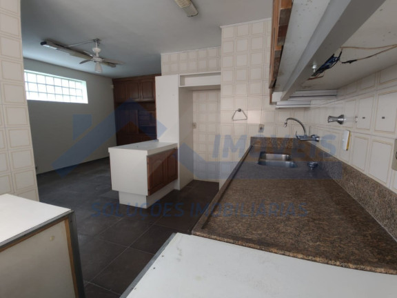 Imagem Sobrado com 3 Quartos à Venda,  em Petrópolis - Porto Alegre