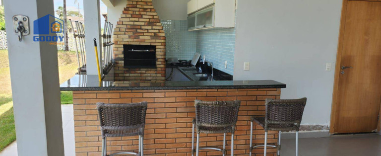 Imagem Casa com 4 Quartos à Venda, 600 m² em Zona Rural - Chapada Dos Guimarães