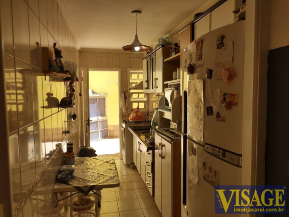Imagem Casa com 4 Quartos à Venda, em Pq. California - Jacareí Imagem Casa com 4 Quartos à Venda, em Pq. California - Jacareí