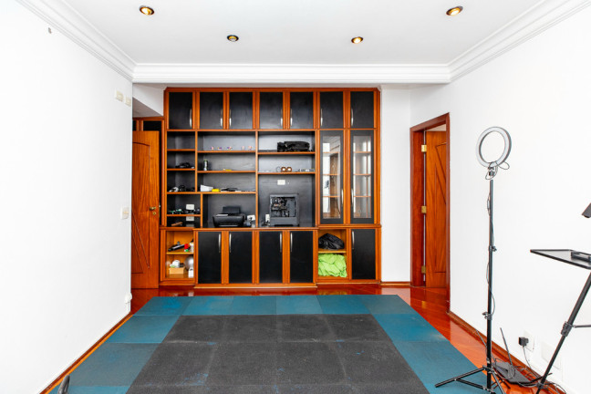 Imagem Imóvel com 3 Quartos à Venda, 150 m² em Moema - São Paulo Imagem Imóvel com 3 Quartos à Venda, 150 m² em Moema - São Paulo