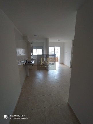 Imagem Apartamento com 2 Quartos para Alugar, 57 m² em Guilhermina - Praia Grande Imagem Apartamento com 2 Quartos para Alugar, 57 m² em Guilhermina - Praia Grande