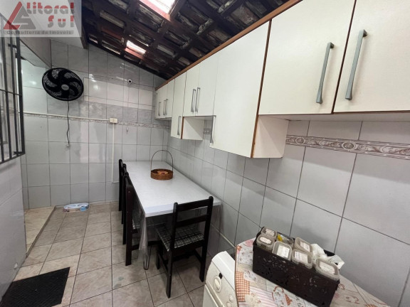 Imagem Sobrado com 2 Quartos à Venda, 150 m² em Nova Mirim - Praia Grande Imagem Sobrado com 2 Quartos à Venda, 150 m² em Nova Mirim - Praia Grande