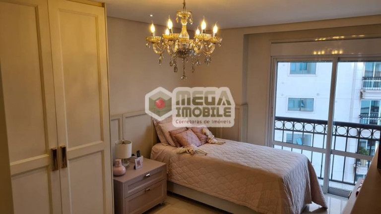Imagem Apartamento com 4 Quartos à Venda, 260 m² em Centro - Florianópolis Imagem Apartamento com 4 Quartos à Venda, 260 m² em Centro - Florianópolis
