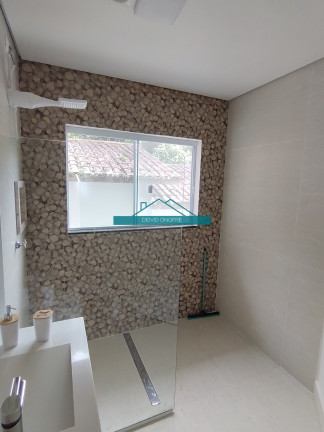 Imagem Casa com 3 Quartos para Alugar, 190 m² em Massaguaçu - Caraguatatuba