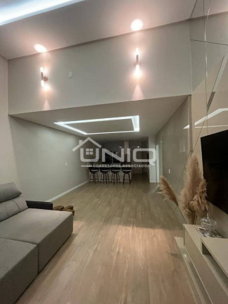 Imagem Casa com 3 Quartos à Venda, 202 m² em Parzianello - Pato Branco