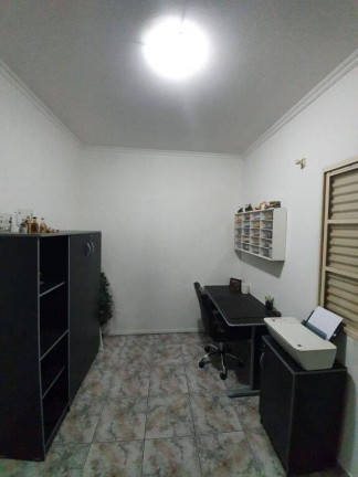 Imagem Sobrado com 3 Quartos à Venda, 144 m² em Vila São José - Taubaté