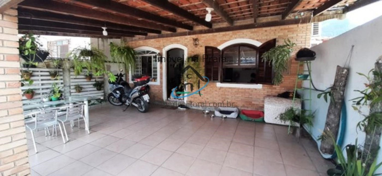 Imagem Casa com 6 Quartos à Venda,  em Jardim Jaqueira - Caraguatatuba