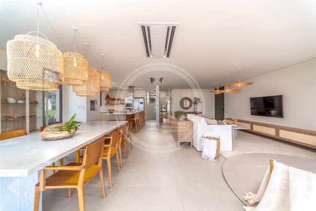 Imagem Casa com 5 Quartos à Venda, 458 m² em Praia Do Estaleiro - Balneário Camboriú