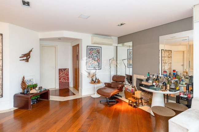 Imagem Apartamento com 3 Quartos à Venda, 205 m² em Vila Mariana - São Paulo Imagem Apartamento com 3 Quartos à Venda, 205 m² em Vila Mariana - São Paulo