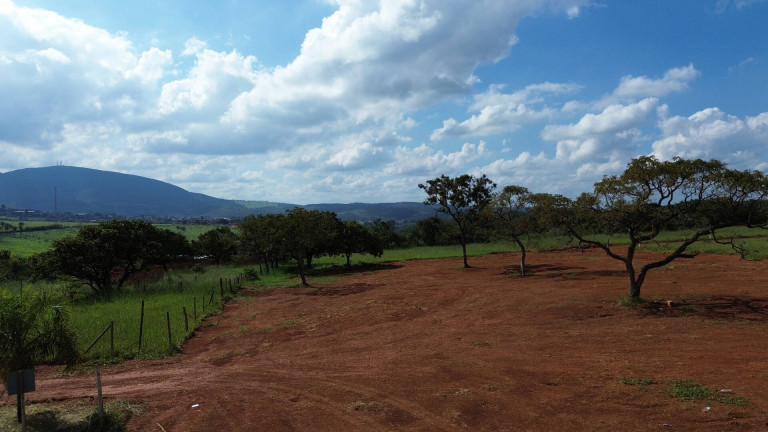 Imagem Terreno à Venda, 1.000 m² em Mateus Leme Imagem Terreno à Venda, 1.000 m² em Mateus Leme