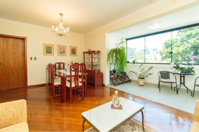 Imóvel com 3 Quartos à Venda, 138 m² em Higienópolis - Porto Alegre
