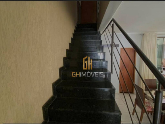 Imagem Sobrado com 3 Quartos à Venda, 150 m² em Vila Jardim Vitória - Goiânia