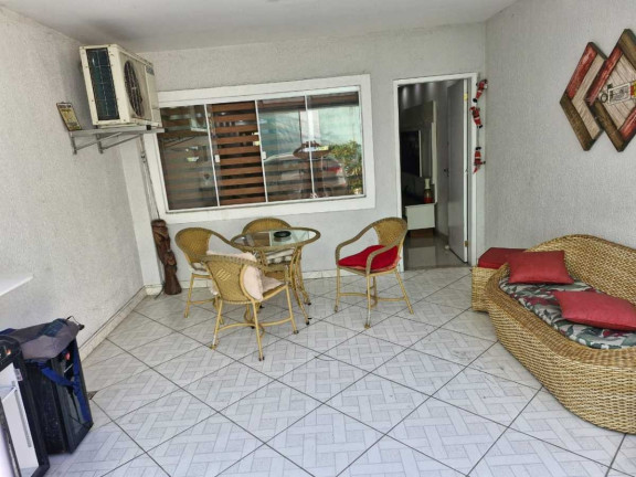 Imagem Casa com 3 Quartos à Venda, 200 m² em Taquara - Rio De Janeiro Imagem Casa com 3 Quartos à Venda, 200 m² em Taquara - Rio De Janeiro