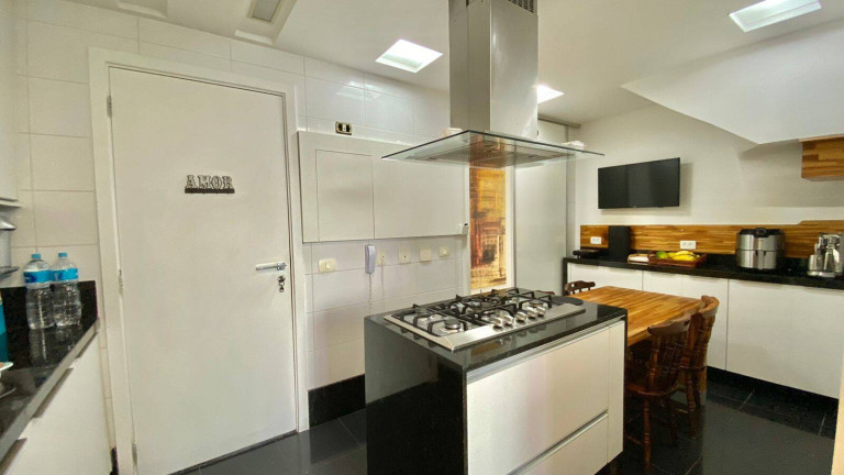 Imagem Apartamento com 4 Quartos à Venda, 290 m² em Barra Da Tijuca - Rio De Janeiro