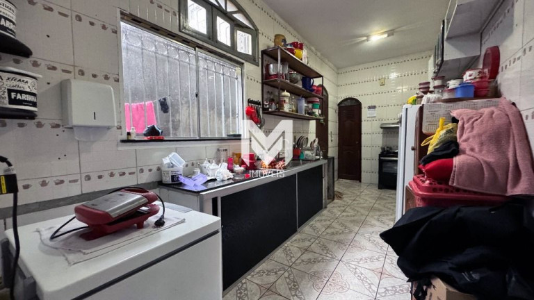 Imagem Casa com 5 Quartos à Venda, 400 m² em Sacramenta - Belém