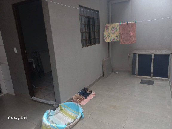Imagem Casa com 3 Quartos à Venda, 130 m² em Jardim Petrópolis - Arapongas Imagem Casa com 3 Quartos à Venda, 130 m² em Jardim Petrópolis - Arapongas