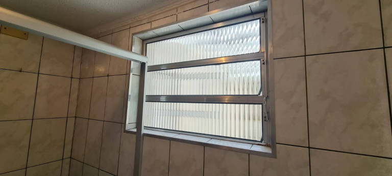 Imagem Casa com 4 Quartos à Venda, em São Paulo Imagem Casa com 4 Quartos à Venda, em São Paulo