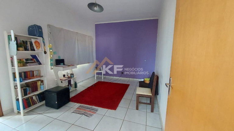 Imagem Casa com 3 Quartos à Venda, 207 m² em Jardim Alexandre Balbo - Ribeirão Preto Imagem Casa com 3 Quartos à Venda, 207 m² em Jardim Alexandre Balbo - Ribeirão Preto