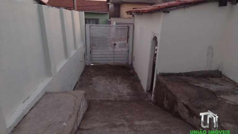 Imagem Casa com 2 Quartos para Alugar, 100 m² em Vila Batista - Bragança Paulista
