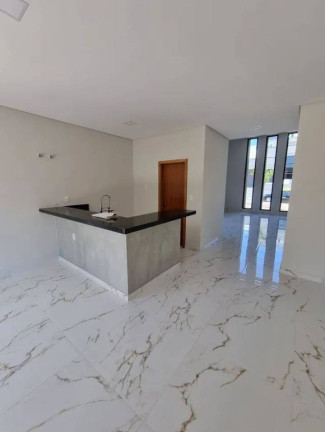 Imagem Casa com 3 Quartos à Venda, 175 m² em Bairro Do Grama - Caçapava
