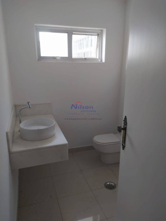 Imagem Casa com 4 Quartos à Venda, em Guarulhos Imagem Casa com 4 Quartos à Venda, em Guarulhos