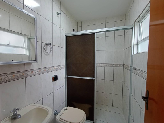 Imagem Casa com 3 Quartos à Venda, 375 m²