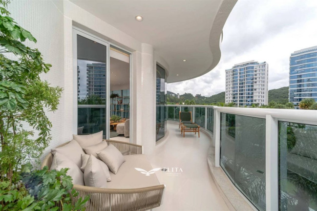 Imagem Apartamento com 5 Quartos à Venda, 350 m² em Praia Brava - Itajaí