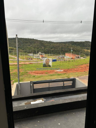 Imagem Casa com 3 Quartos à Venda, 112 m² em Barueri