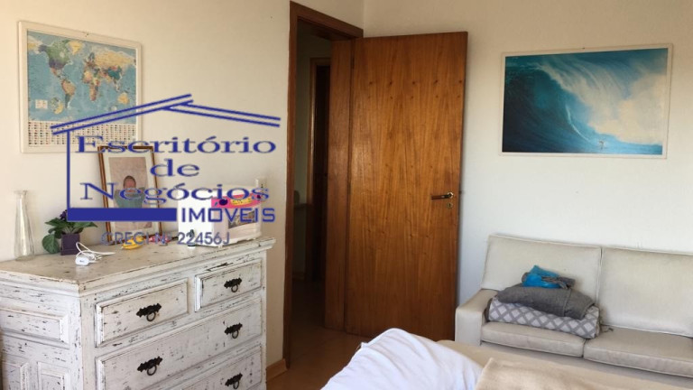 Imagem Casa com 3 Quartos à Venda, 195 m² em Teresópolis - Porto Alegre