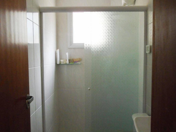 Imagem Apartamento com 2 Quartos à Venda, 70 m² em Vila Guilhermina - Praia Grande