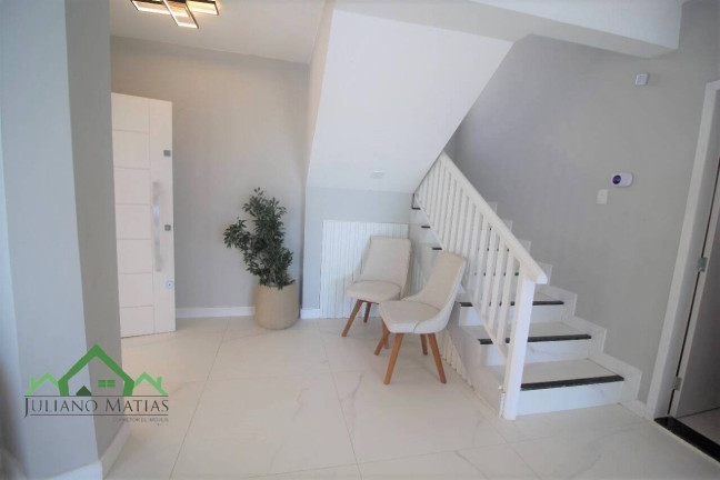 Imagem Sobrado com 5 Quartos à Venda, 204 m² em Itajuba - Barra Velha
