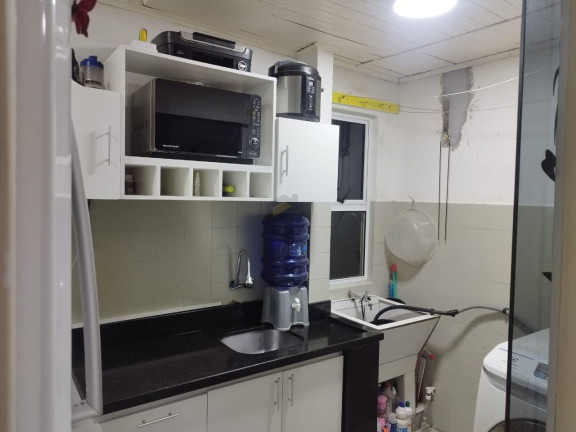 Imagem Apartamento com 3 Quartos à Venda, 42 m² em Santa Cândida - Curitiba
