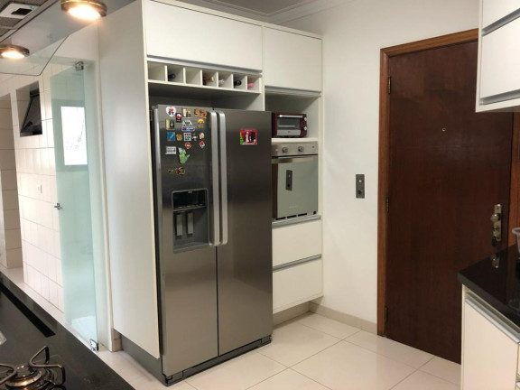 Imagem Imóvel com 4 Quartos à Venda, 237 m² em Vila Suzana - São Paulo Imagem Imóvel com 4 Quartos à Venda, 237 m² em Vila Suzana - São Paulo