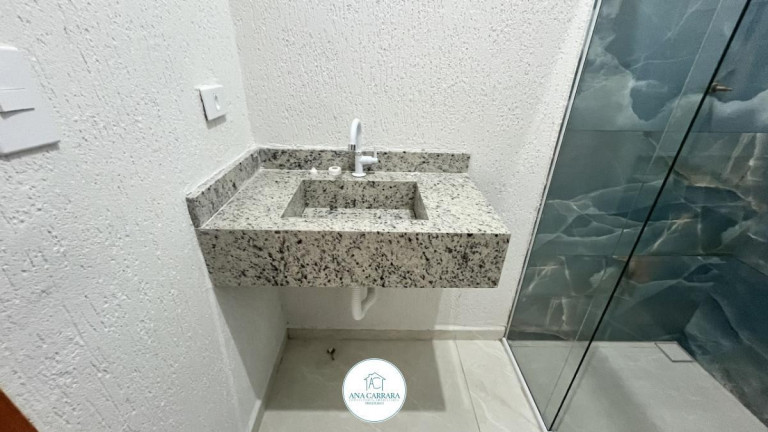 Imagem Casa com 3 Quartos à Venda, 90 m²