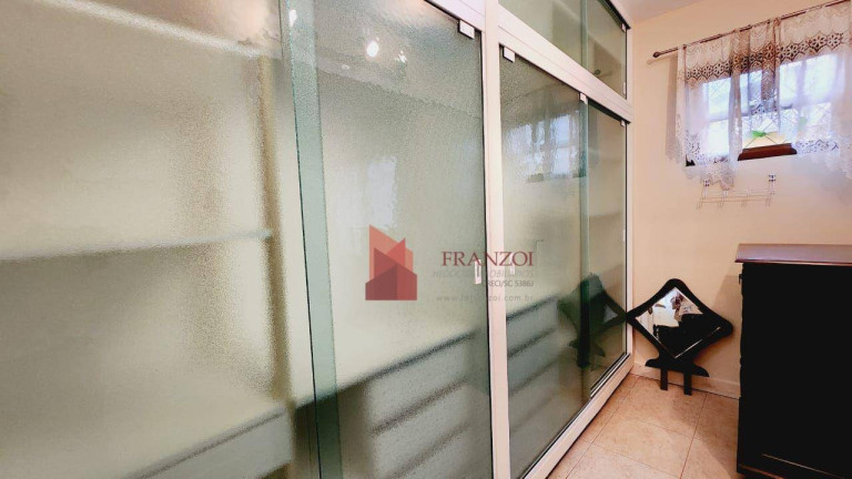 Imagem Casa com 3 Quartos à Venda, 245 m² em Dom Bosco - Itajaí Imagem Casa com 3 Quartos à Venda, 245 m² em Dom Bosco - Itajaí