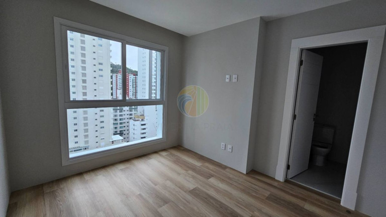 Imagem Apartamento com 4 Quartos à Venda, 151 m² em Pioneiros - Balneário Camboriú