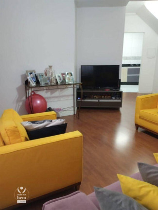 Imagem Sobrado com 3 Quartos à Venda, 94 m² em Uberaba - Curitiba
