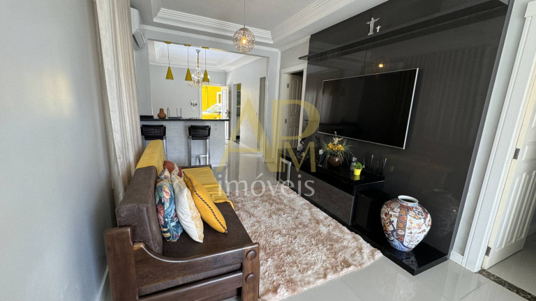 Imagem Casa com 4 Quartos à Venda, 286 m² em Praia João Rosa - Biguaçu Imagem Casa com 4 Quartos à Venda, 286 m² em Praia João Rosa - Biguaçu
