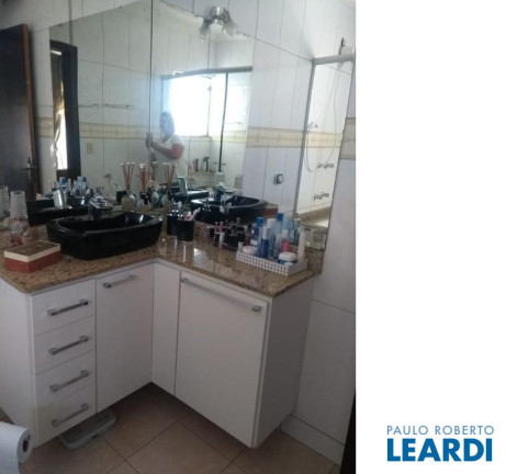 Imagem Sobrado com 3 Quartos à Venda, 230 m² em Vila Homero Thon - Santo André Imagem Sobrado com 3 Quartos à Venda, 230 m² em Vila Homero Thon - Santo André