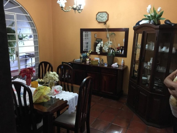 Imagem Casa com 4 Quartos à Venda, 271 m² em Arvoredo - Contagem