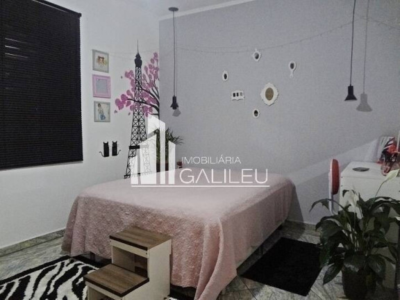 Imagem Casa com 3 Quartos à Venda, 131 m² em Vila Trinta E Um De Março - Campinas Imagem Casa com 3 Quartos à Venda, 131 m² em Vila Trinta E Um De Março - Campinas