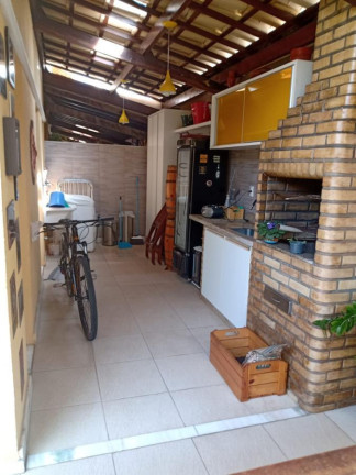 Imagem Casa com 4 Quartos à Venda, 117 m² em Centro - Lauro De Freitas
