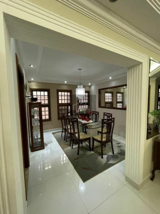 Imagem Casa com 6 Quartos à Venda, 354 m² em Alphaville - Santana De Parnaíba Imagem Casa com 6 Quartos à Venda, 354 m² em Alphaville - Santana De Parnaíba