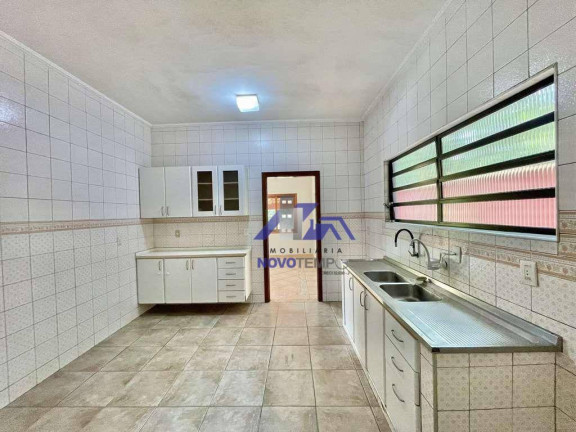 Imagem Sobrado com 5 Quartos à Venda, 360 m² em São Fernando Residência - Barueri Imagem Sobrado com 5 Quartos à Venda, 360 m² em São Fernando Residência - Barueri