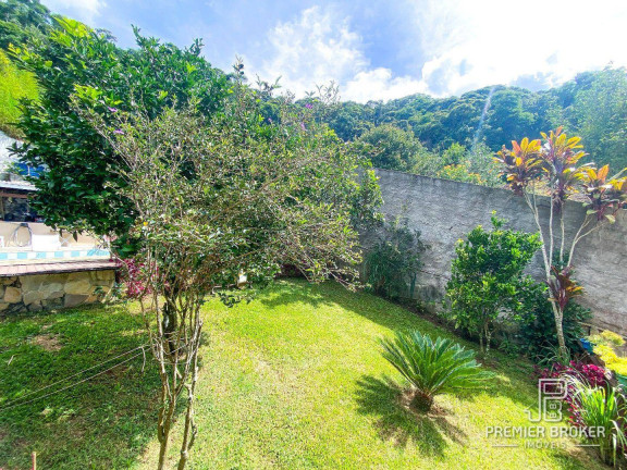 Imagem Casa com 5 Quartos à Venda, 290 m² em Vale Do Paraíso - Teresópolis Imagem Casa com 5 Quartos à Venda, 290 m² em Vale Do Paraíso - Teresópolis