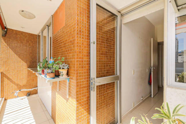 Imagem Apartamento com 3 Quartos à Venda, em Ipanema - Rio De Janeiro Imagem Apartamento com 3 Quartos à Venda, em Ipanema - Rio De Janeiro