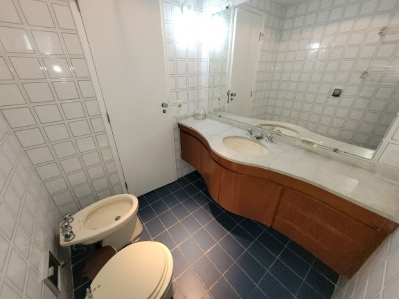 Imagem Apartamento com 4 Quartos à Venda, 180 m² em Pitangueiras - Guarujá